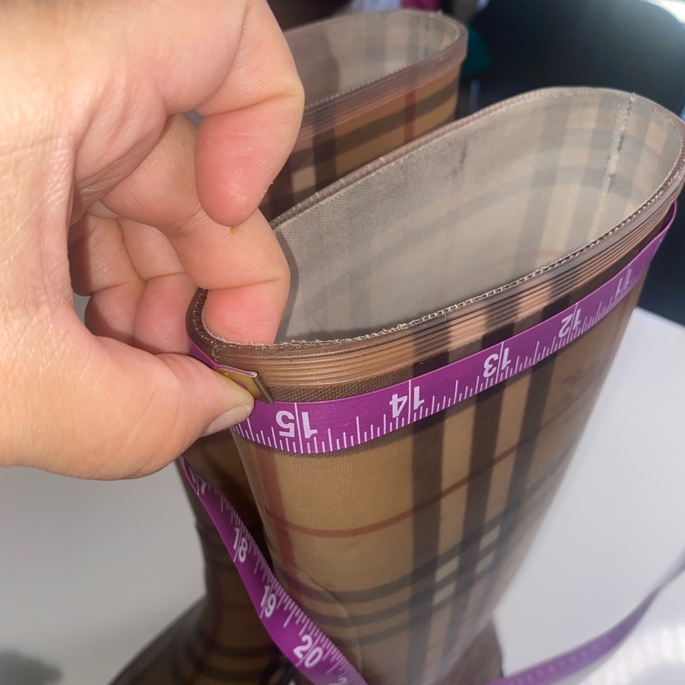 Burberry Rain boots - Picture 12 of 12